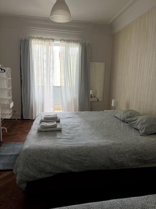 Habitacion Privada Para 3 Grande Con Balcon Lisboa 外观 照片