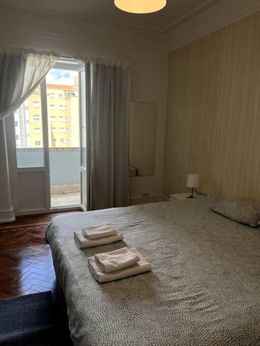 Habitacion Privada Para 3 Grande Con Balcon Lisboa 外观 照片